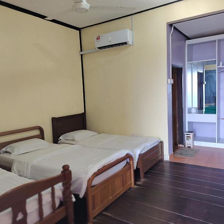 Restu Chalet Tioman Kampong Ayer Batang Экстерьер фото