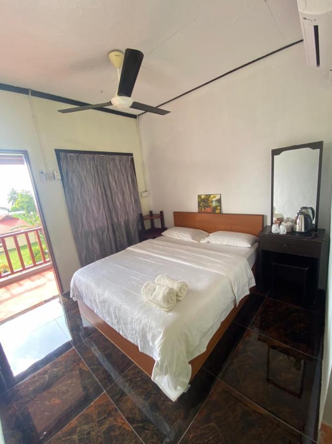 Restu Chalet Tioman Kampong Ayer Batang Экстерьер фото
