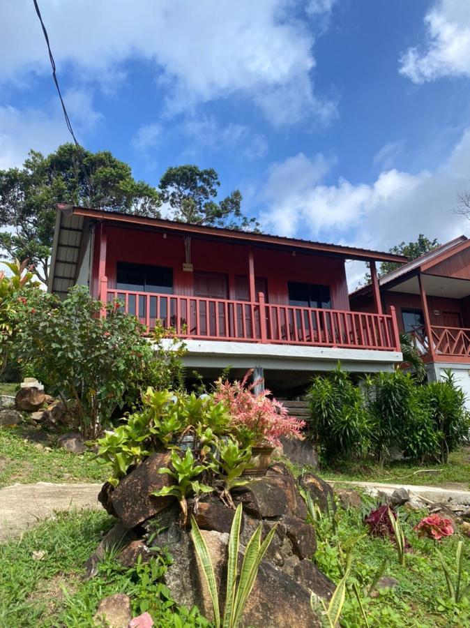 Restu Chalet Tioman Kampong Ayer Batang Экстерьер фото