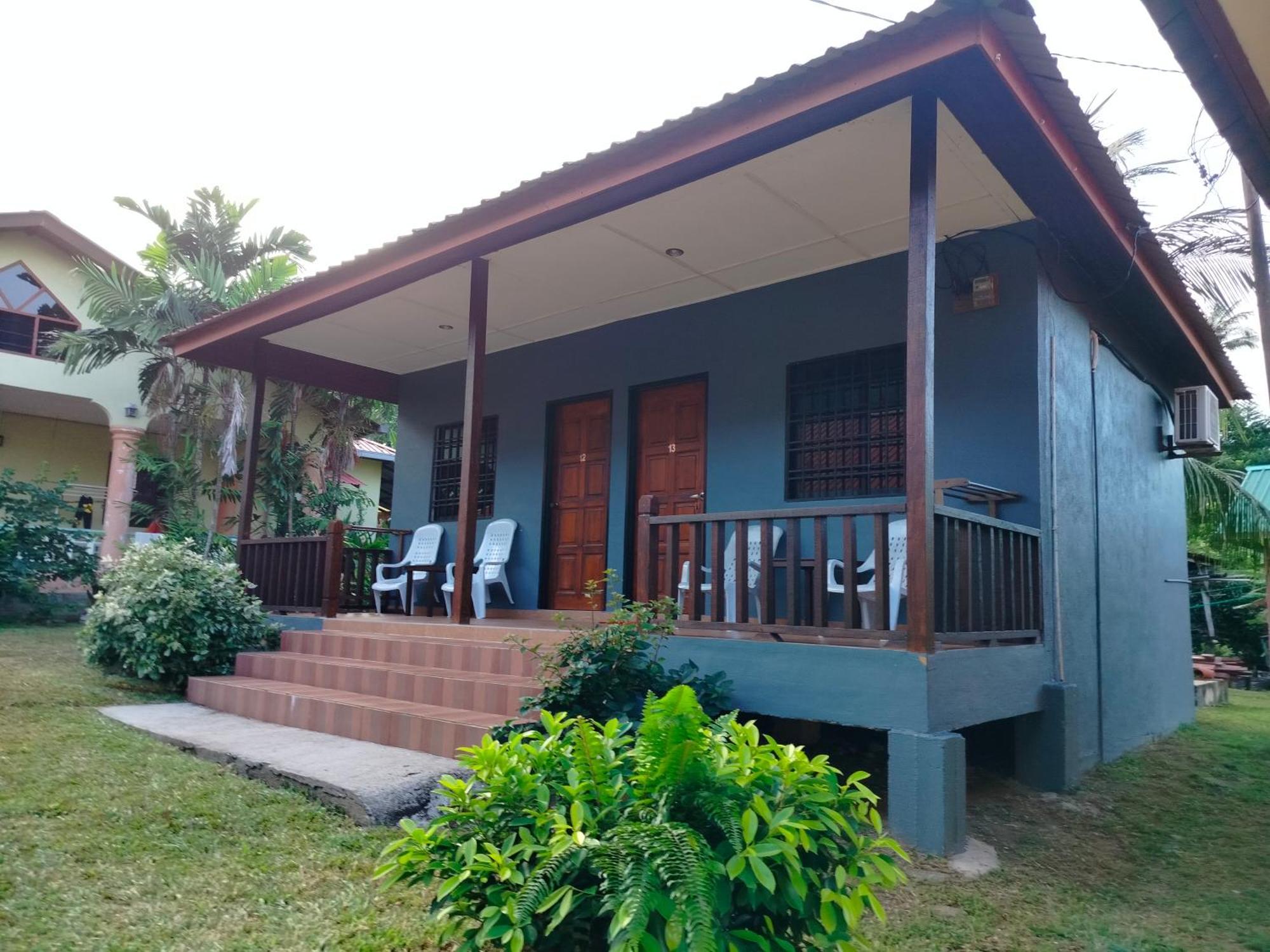 Restu Chalet Tioman Kampong Ayer Batang Экстерьер фото