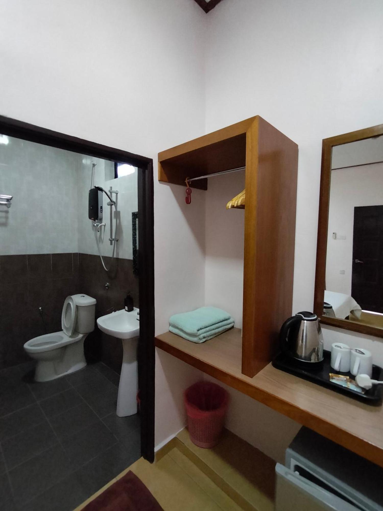 Restu Chalet Tioman Kampong Ayer Batang Экстерьер фото