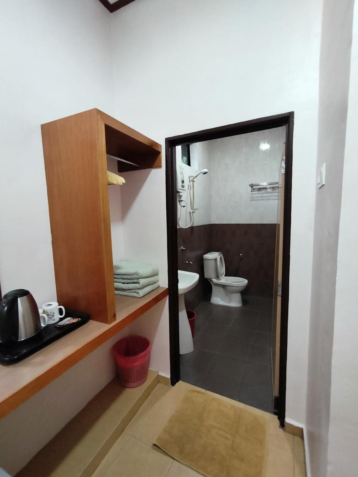 Restu Chalet Tioman Kampong Ayer Batang Экстерьер фото